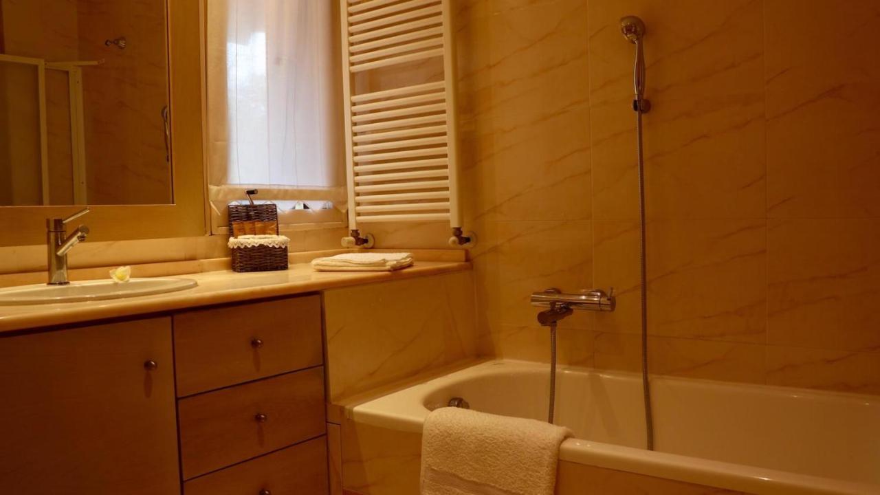 A Casa Di Grace Bed & Breakfast Basiglio Bagian luar foto