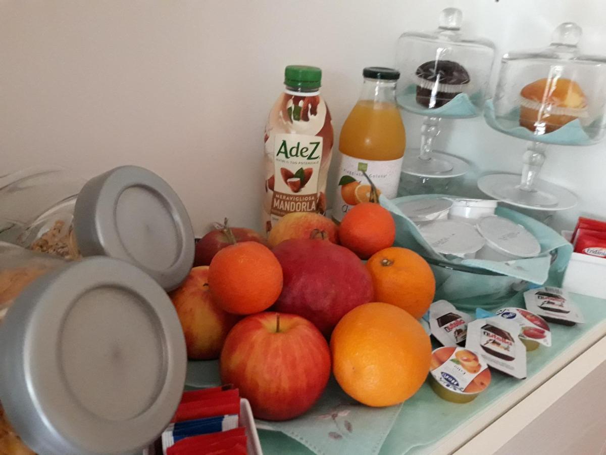 A Casa Di Grace Bed & Breakfast Basiglio Bagian luar foto