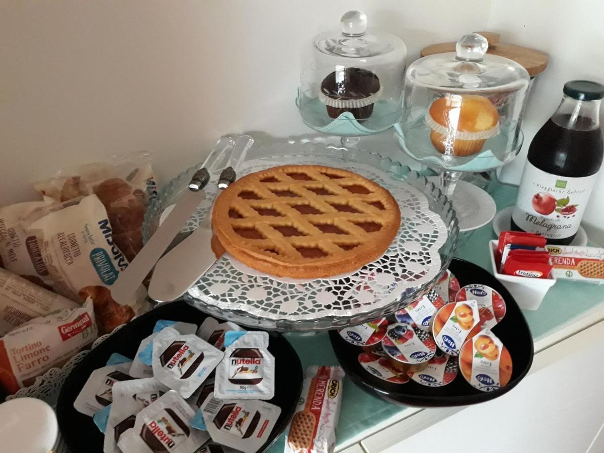 A Casa Di Grace Bed & Breakfast Basiglio Bagian luar foto