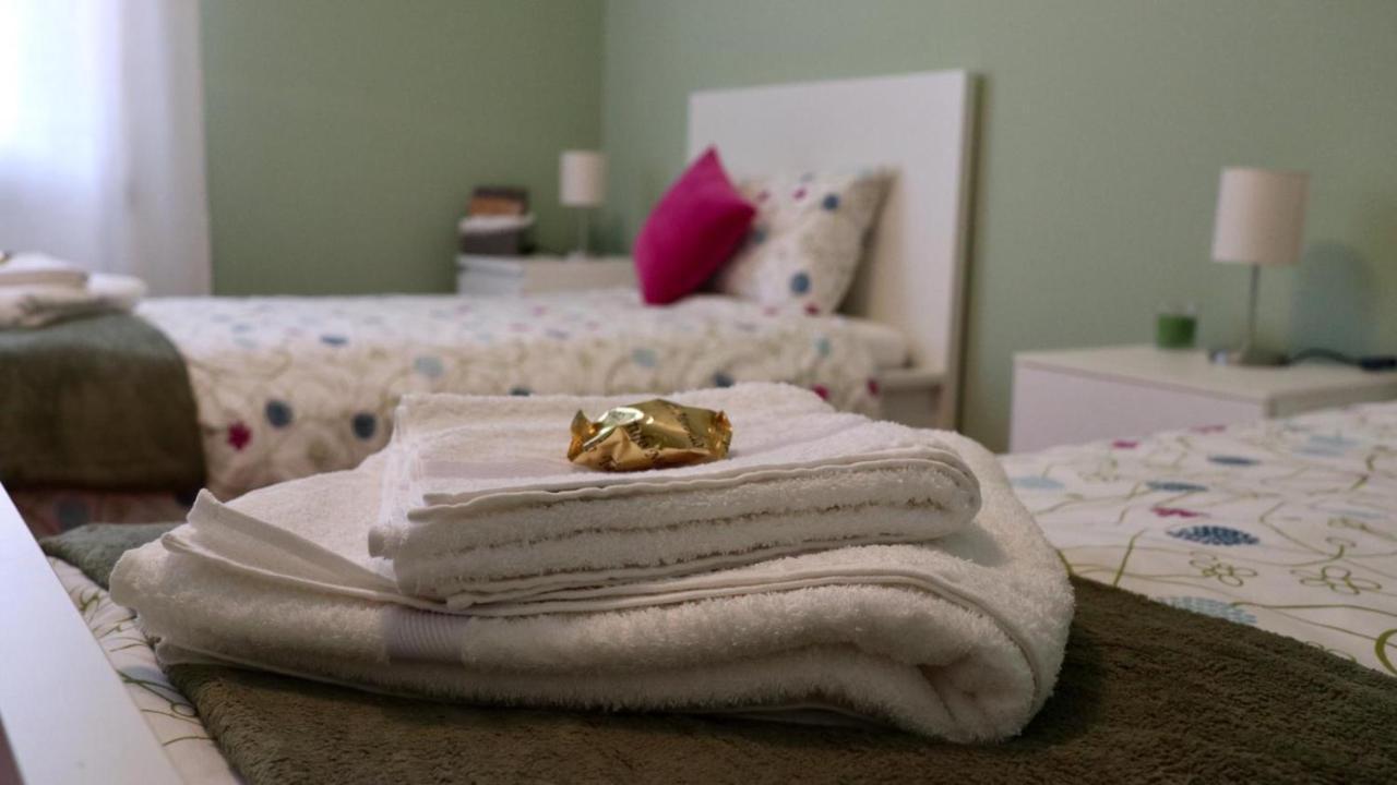 A Casa Di Grace Bed & Breakfast Basiglio Bagian luar foto